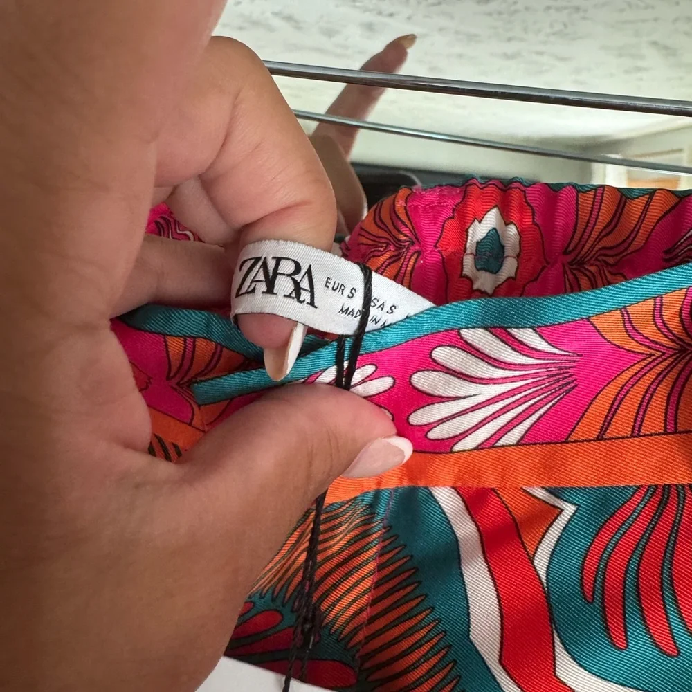 Zara Geometric Cropped Pants | Vibrant Resort Print Trousers | Euro Summer
